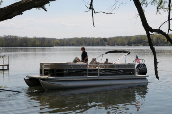 Smoker Craft Inc Embraces More Pontoons Pontoon &amp; Deck 